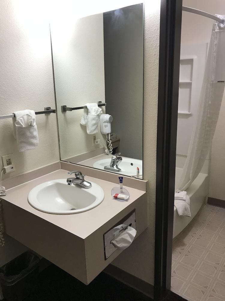 Quality Inn Albuquerque East I-40 Juan Tabo Exit Exterior photo