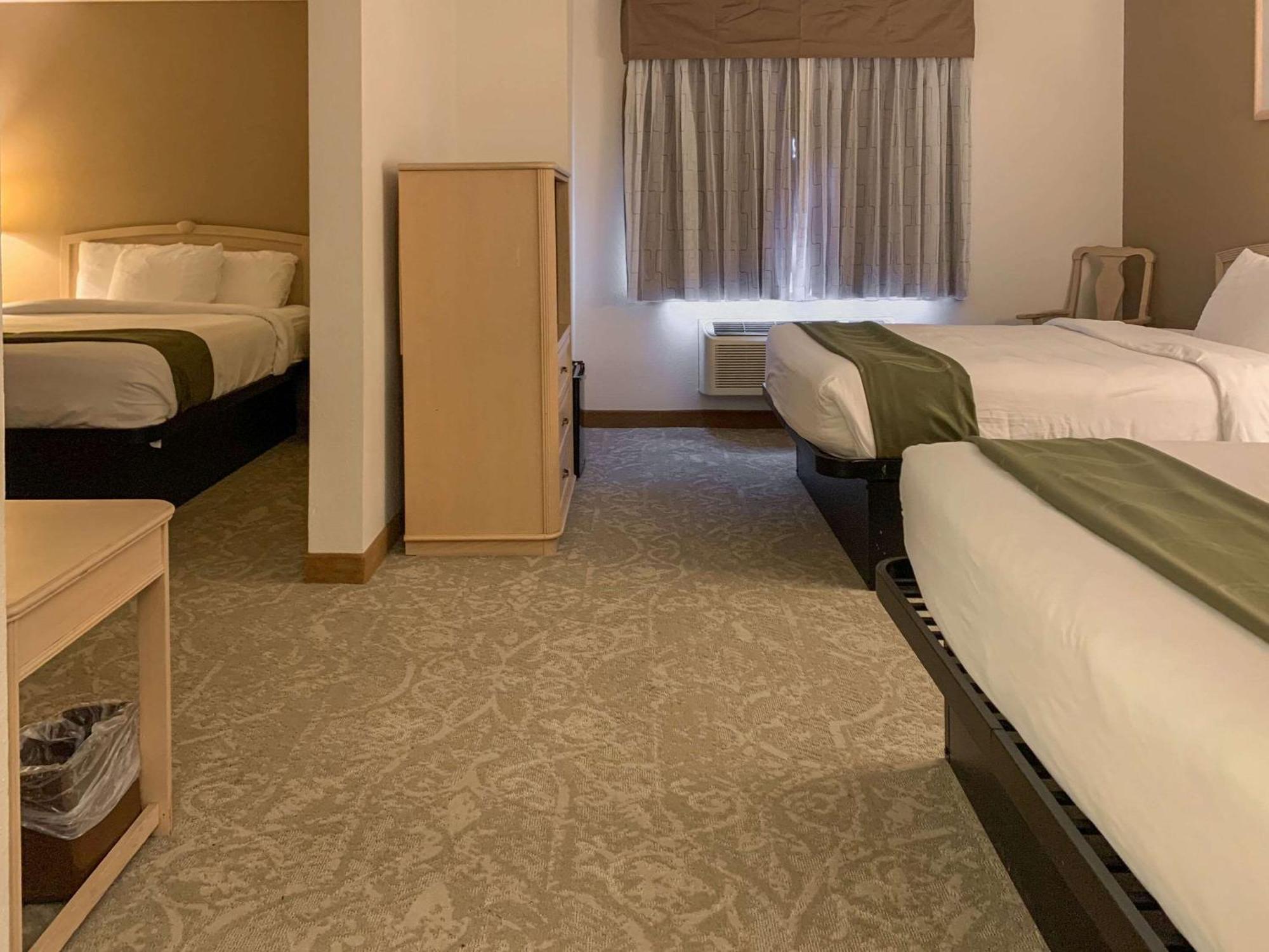 Quality Inn Albuquerque East I-40 Juan Tabo Exit Exterior photo